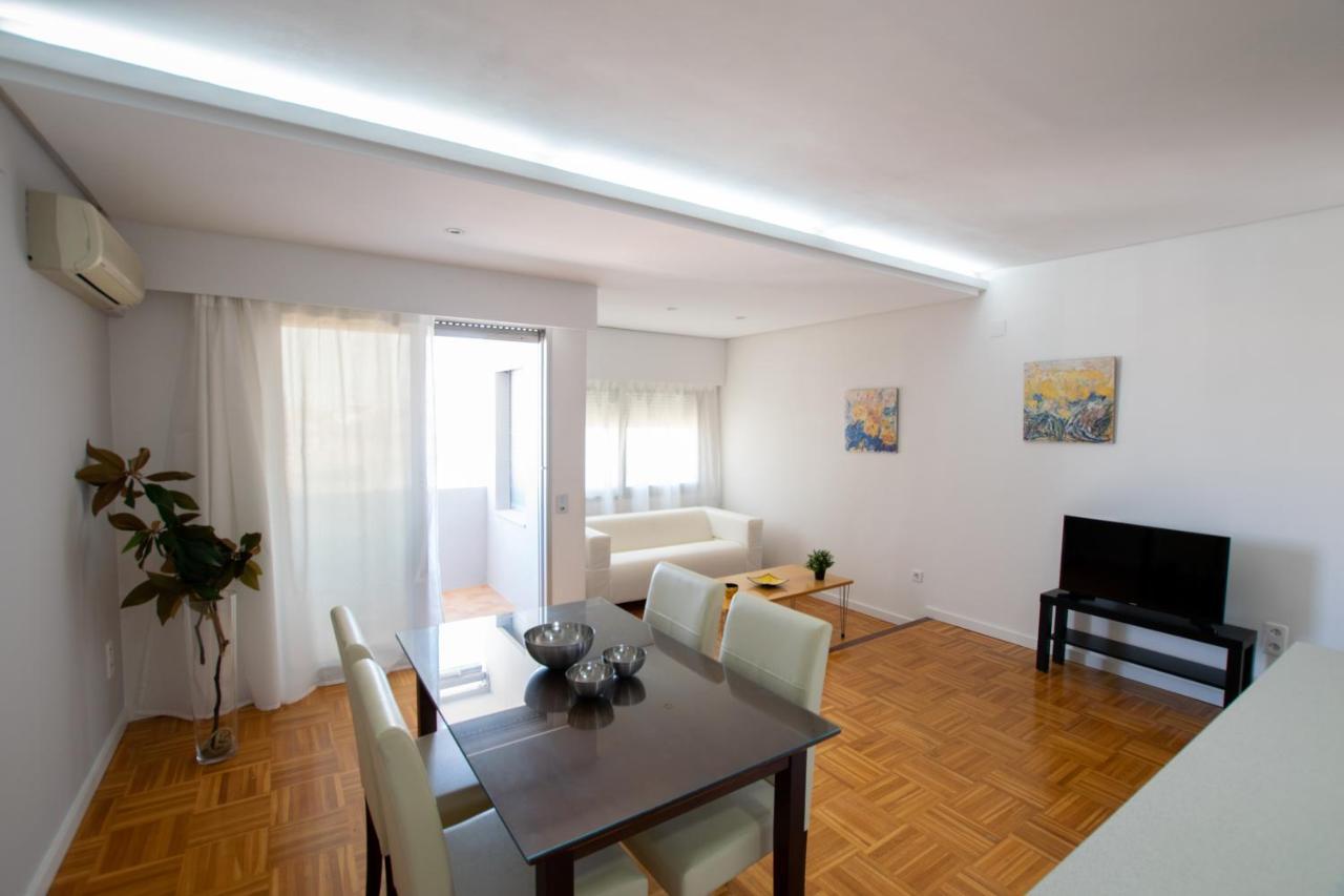 Light And Bright Apartment In Central Valencia Buitenkant foto