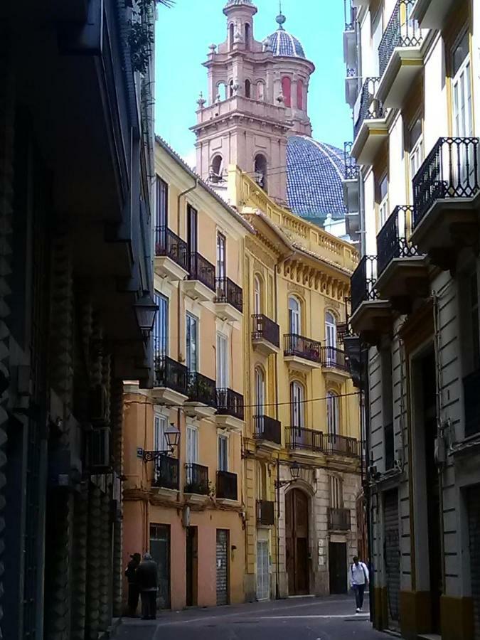 Light And Bright Apartment In Central Valencia Buitenkant foto